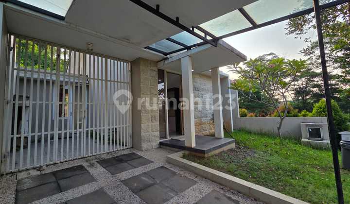 Ready-to-Occupy Elite Cluster Furnished House in Citragrand Semarang 2