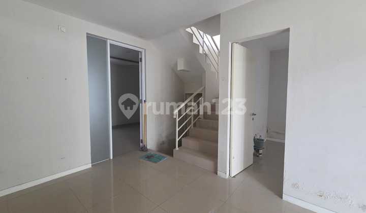 Unfurnished House Ready to Occupancy Near Unimus in Citragrand Semarang 2