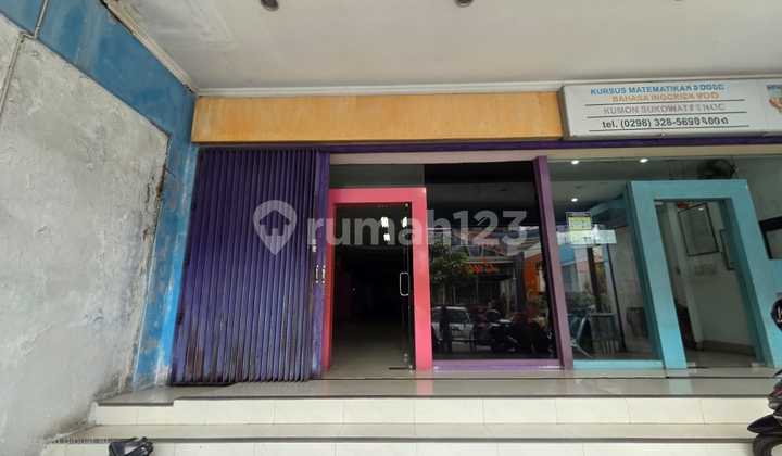 Central Business District Space Near the Souvenir Center in Sukowati Salatiga