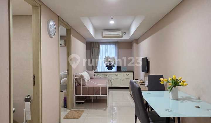 Strategic Downtown Apartment Near Simpang Lima in Warhol 2