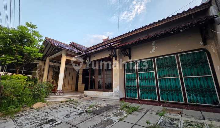 Ready-to-Occupy House Near Campus 2 of UPGRI in Sriwijaya, Semarang 1