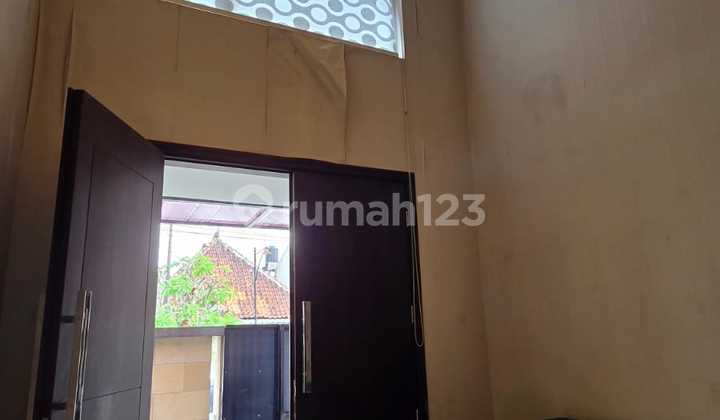 Ready-to-Rent Furnished House in Lamper, South Semarang 2