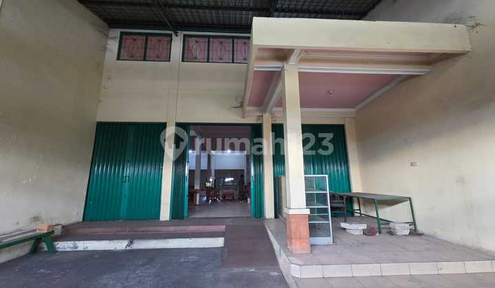 Ready-to-Use Business Space Near Unimus in Kedungmundu, Semarang 1