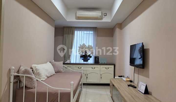 Strategic Downtown Apartment Near Simpang Lima in Warhol 1