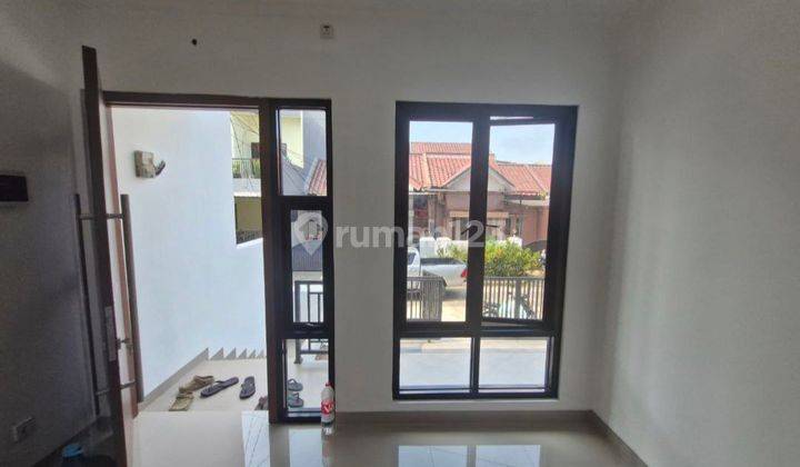 Rumah Di Jual Di Villa Melati Mas 2