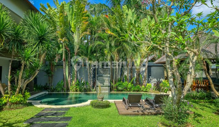 Villa Indah 3 KT Jarak Jalan Kaki ke Pantai Berawa Canggu