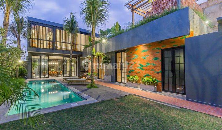 Modern Industrial Contemporary Villa 2 BR Uluwatu Bali 1