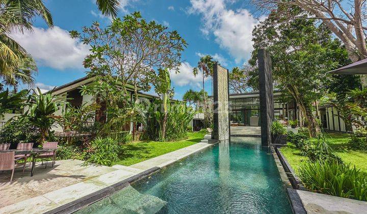 Luxury Villa 5 Kamar di Lokasi Terbaik Canggu dekat ke pantai 2