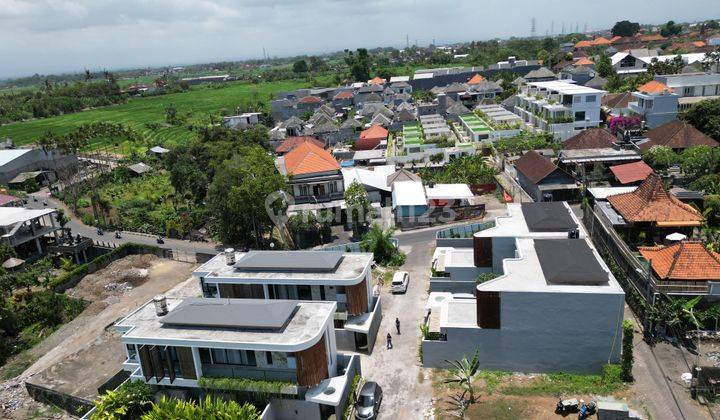 Modern Tropical Elegant Villa Available 2 Units Canggu Bali 2