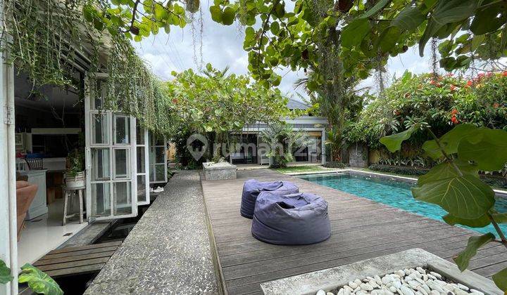 3 BR Villa with Large Garden View of Kaba Kaba Rice Fields, Tabanan, Bali 1