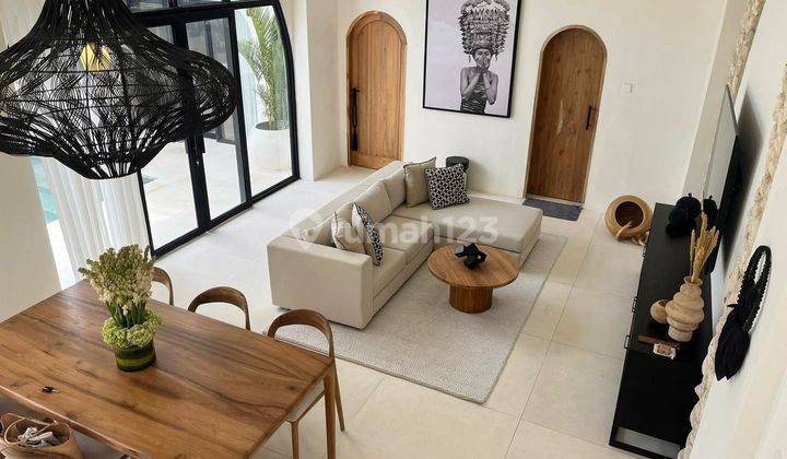 Stylish Villa 4 BR Only 10 Mins To Sidewalk Jimbaran Bali 2