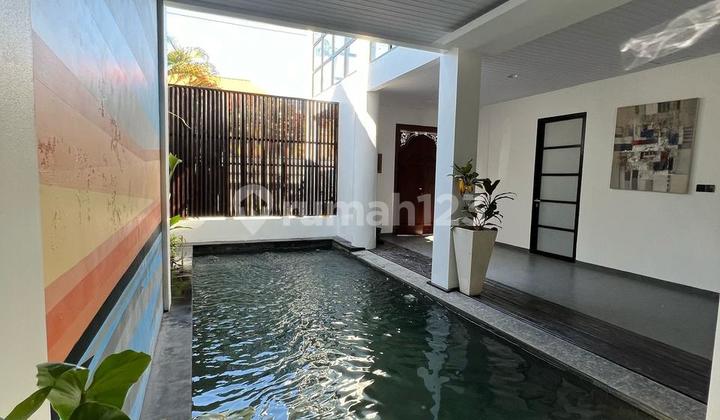 6 BR Fully Furnished Villa Near Sanur Beach Bali 6 BR Fully Furnished Villa Near Sanur Beach Bali