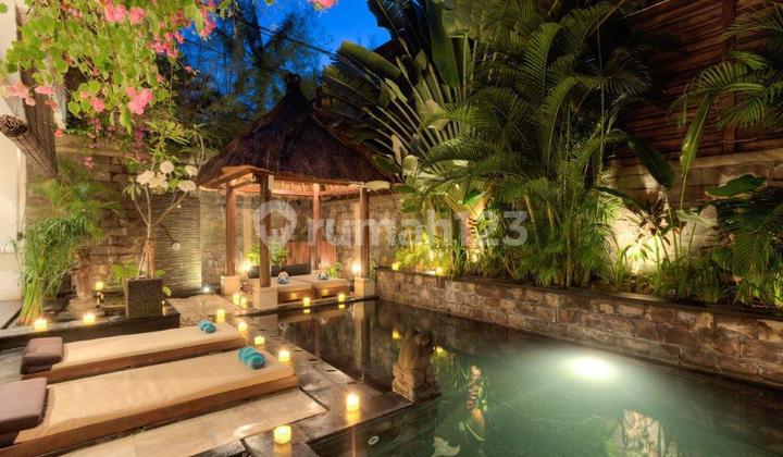 Villa 2 BR Strategic Only 150m from Seminyak Beach Bali