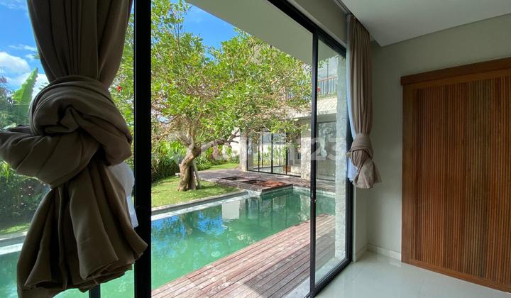 Luxury Villa 4 BR Prime Location Kayu Tulang Canggu
