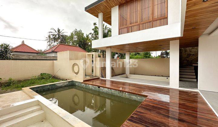 Modern Tropical Villa 3 BR Near Central Ubud Bali 2