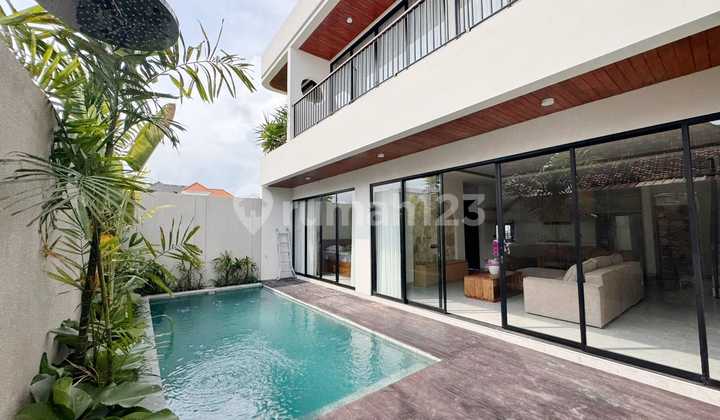 New Modern 3-Bedroom Villa Location Near Canggu Munggu Bali New Modern 3-Bedroom Villa Location Near Canggu Munggu Bali