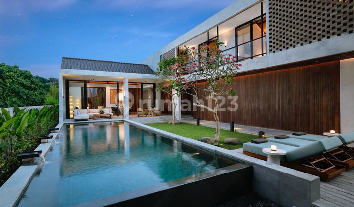 Brand New Luxury Villa 7 BR in Heart of Canggu Bali