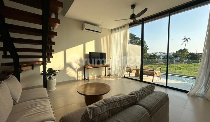 New Villa 2 Bedrooms Rice Field View Only 3 Units in Berawa Bali