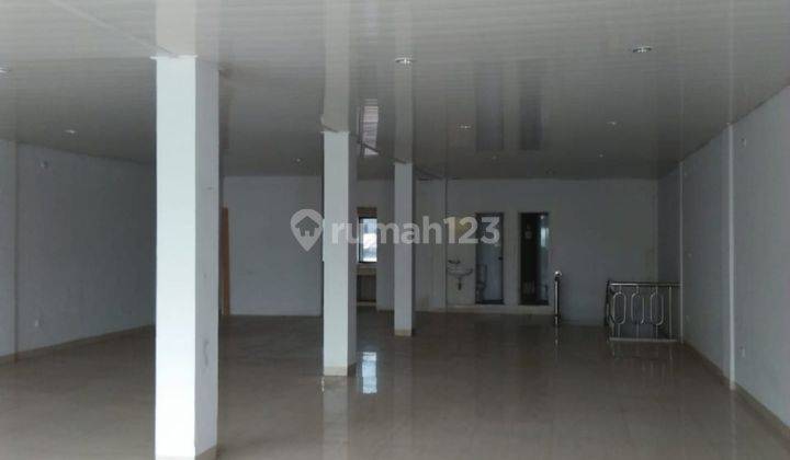 Ruko Gandeng  Strategis Pinggir Jalan Raya 4