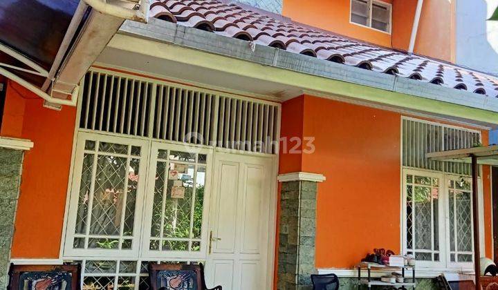 Rumah murah 2 lantai dekat pusat belanja di Petukangan, Jaksel. 1