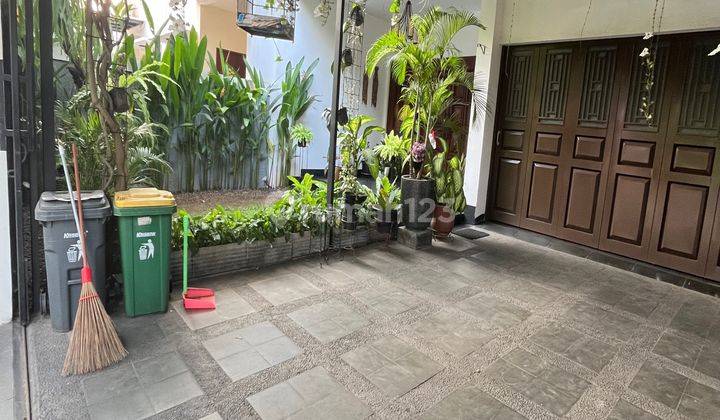 Rumah Mewah Dalam Komplek Pancoran 2