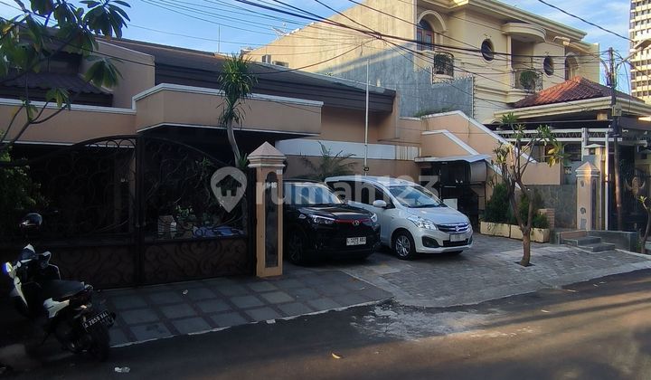 Rumah 2 Lantai SHM Bagus siap huni dalam komplek