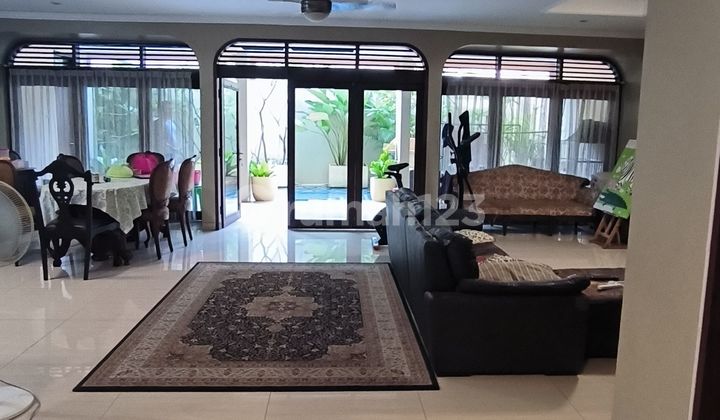 Rumah 2 Lantai SHM Bagus siap huni dalam komplek 2