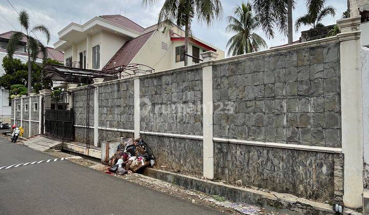 Rumah Dalam Komplek Gudang Peluru 1