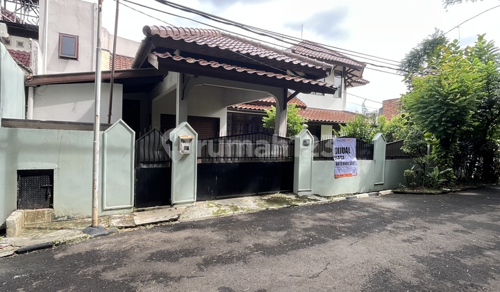 Rumah Siap Huni Dalam Komplek Pejaten Indah