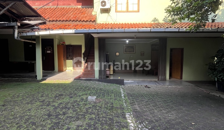 Decent House Suitable for Boarding Business in Cipinang Jaya 2