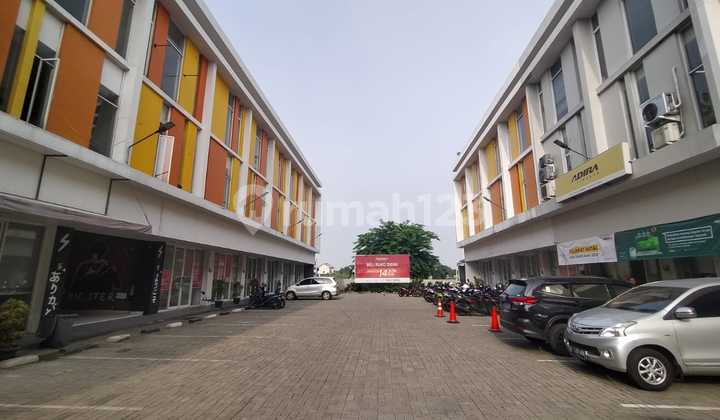 Shop House in Ciputat Lot, South Tangerang 203 m New HGB Shop House in Ciputat Lot, South Tangerang 203 m New HGB