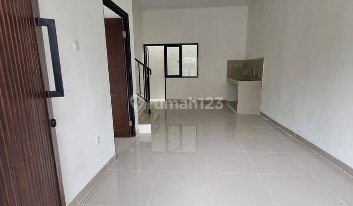 Rumah Baru Siap Huni Di Bsd Dijual Murah! 2