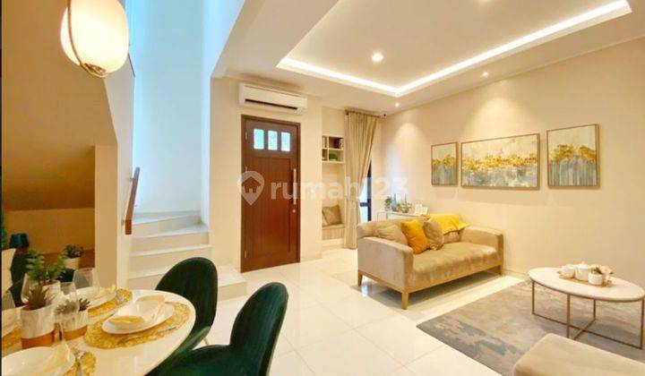 Rumah Cantik Full Furnished Dijual Cepat Aja! 1