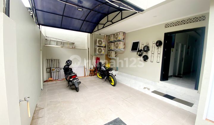 Rumah Kost Aktif Pasar Baru Dijual B U ! Rumah Kost Aktif Pasar Baru Dijual B U !