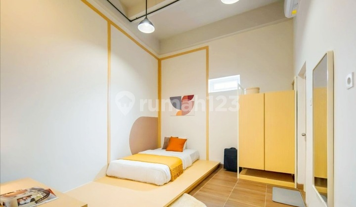 Rumah Kost Baru & Aktif Jakarta Barat Dijual Cepat Aja! Rumah Kost Baru & Aktif Jakarta Barat Dijual Cepat Aja!