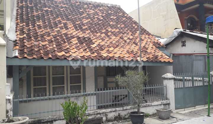 Rumah Tua Jakarta Pusat Dijual Murah Aja! Rumah Tua Jakarta Pusat Dijual Murah Aja!