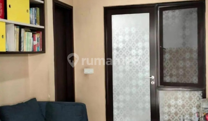 Ready-to-Occupy Semi-Furnished House For Quick Sale! 2