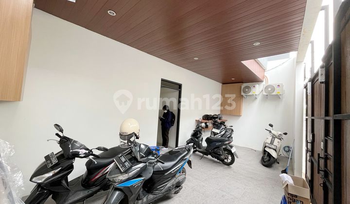 Rumah Kost Baru Jakarta Pusat Dijual Cepat Aja!