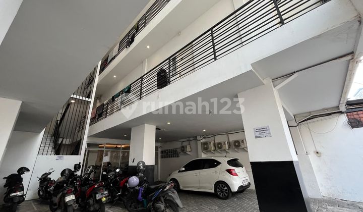Kost Premium Aktif Jakarta Barat Dijual Cepat Aja! Kost Premium Aktif Jakarta Barat Dijual Cepat Aja!