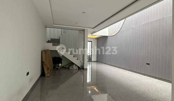 Rumah Baru Siap Huni Pondok Indah Dijual Cepat Aja! Rumah Baru Siap Huni Pondok Indah Dijual Cepat Aja!