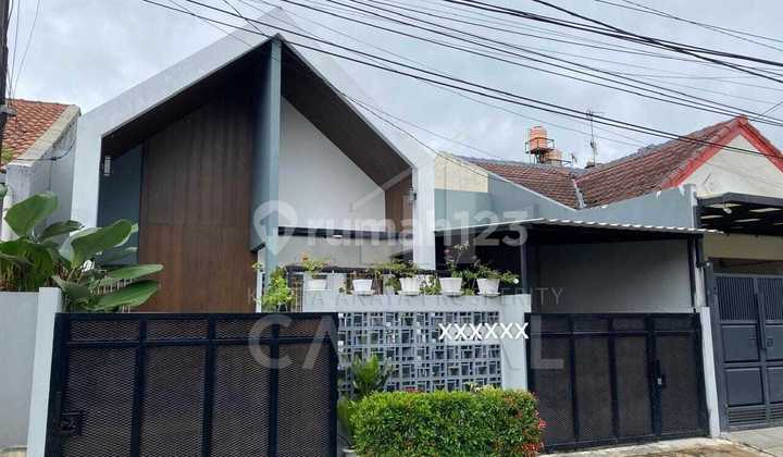 Rumah Nyaman Siap Huni di Taman Kopo Indah 3 Akses Strategis Banget