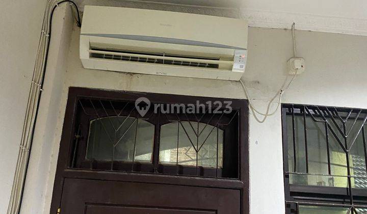 Disewa Rumah Pengukiran 1 Semi Furnish Lokasi Strategis, Jakarta Barat 7