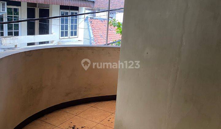 Disewa Rumah Pengukiran 1 Semi Furnish Lokasi Strategis, Jakarta Barat 9