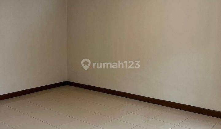 Disewakan Rumah Siap Huni di Cikutra, 5 Kt 3