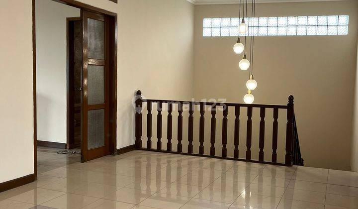 Disewakan Rumah Siap Huni di Cikutra, 5 Kt 6