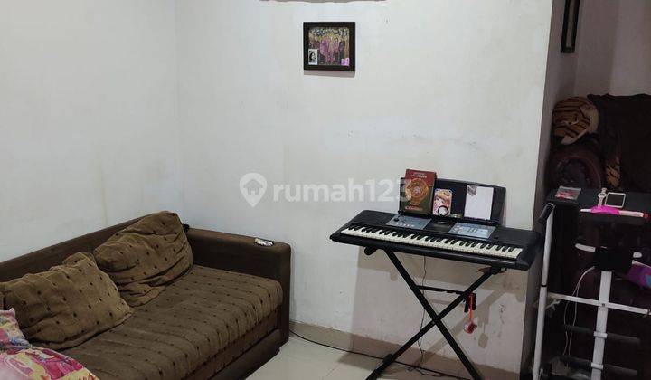 Dijual Rumah Lokasi Komplek Edelweiss Town House Cisaranten Kulon 1