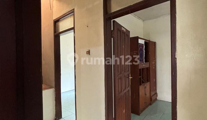 Disewakan Hunian Besar, Nyaman dan Asri Bangunan 2 Lantau Lokasi Strategis di Sayap Pasteur, Bandung  2