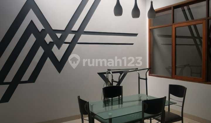 Disewakan Rumah Minimalis Siap Huni Lokasi di Komp Singgasana Pradana Bandung 2