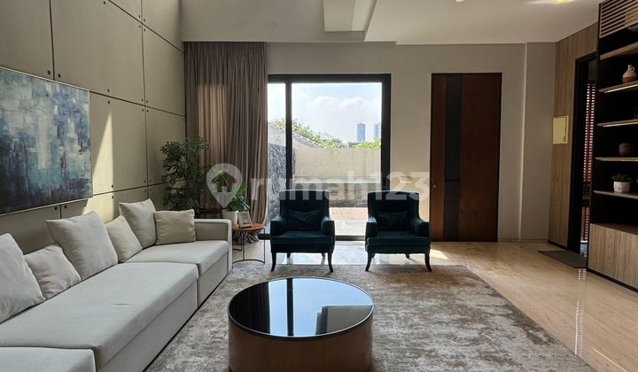 Town House di Cipete 3 Lantai Private Lift 1