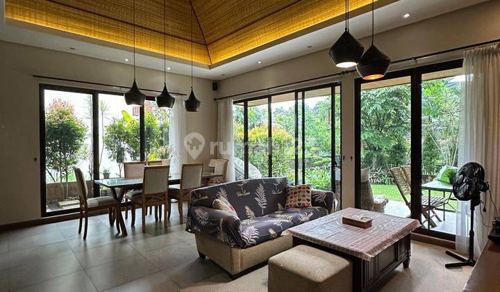 Villa Bagus di Puncak 1 Lantai Taman Bagus Depan Belakang 1